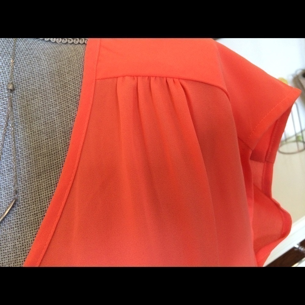 New - BR top - Picture 4 of 4